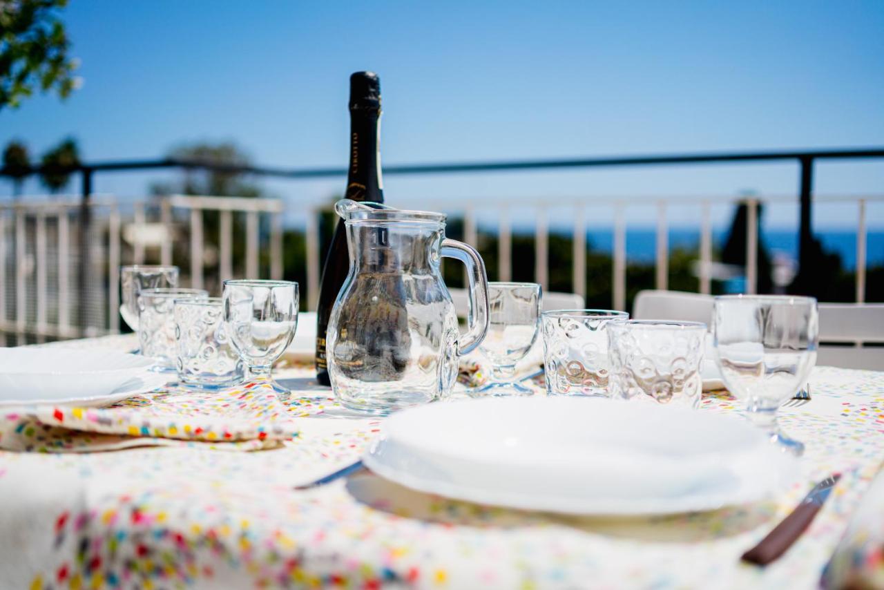 Tre Ponti Panoramic Seaview Apartment Sanremo Exterior photo