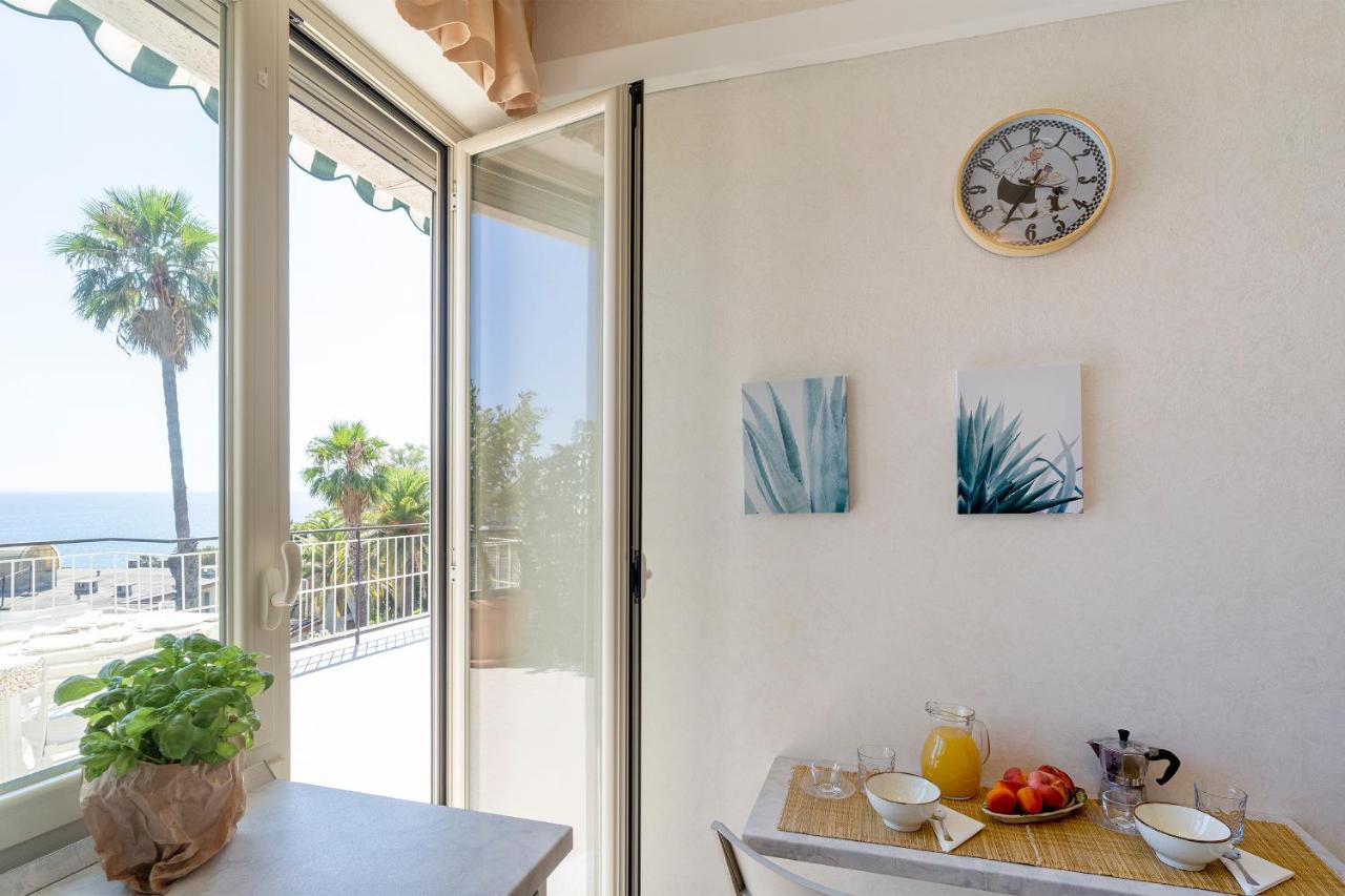 Tre Ponti Panoramic Seaview Apartment Sanremo Exterior photo